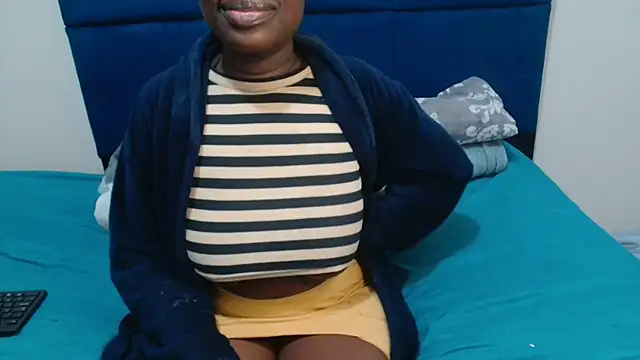 MilkyTitties online show from July 2026 12:53:02 PM