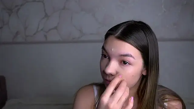 VeronaAppleberry online show from February 2026 01:05:02 AM