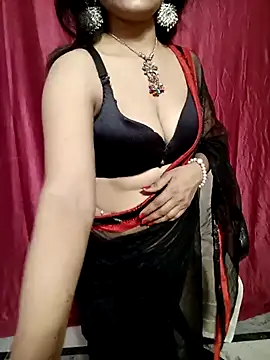 Stripy Doll online show from September 2025 03:24:02 PM