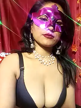 Stripy Doll online show from February 2025 04:35:02 PM