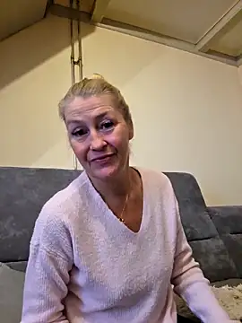 lisalustjouw online show from November 2025 10:16:02 AM