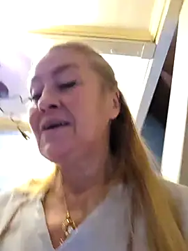 Snapshot of lisalustjouw chatting on February 2026 09:16:02 AM lisalustjouw online show from February 2026 09:16:02 AM