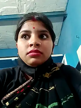 Snapshot of Nisha_Cute chatting on February 2025 09:40:01 AM Nisha Cute online show from February 2025 09:40:01 AM