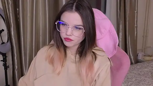 HanaMitsuri online show from March 2026 05:16:01 PM