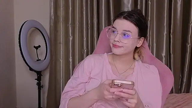 HanaMitsuri online show from March 2026 08:54:02 PM