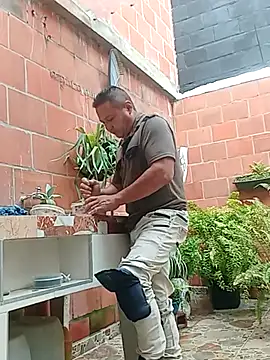 luchoarr online show from November 2025 12:53:02 PM