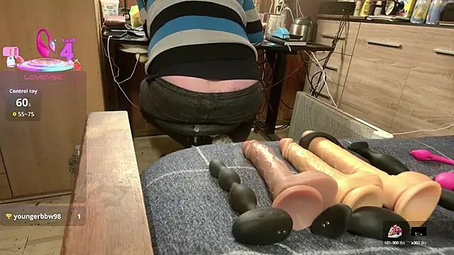 Snapshot of misteryman1956 chatting on October 2025 06:12:02 PM misteryman1956 online show from October 2025 06:12:02 PM