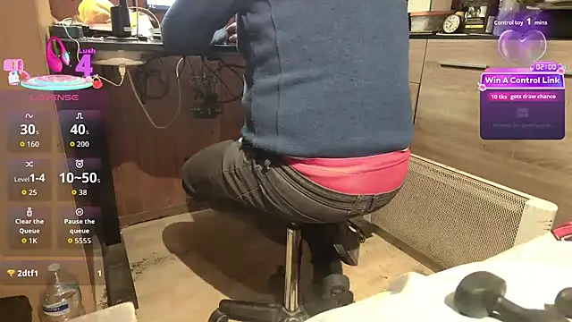 Snapshot of misteryman1956 chatting on April 2026 04:52:01 PM misteryman1956 online show from April 2026 04:52:01 PM