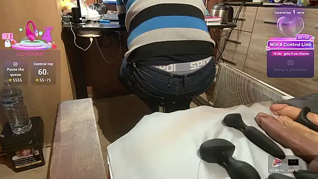 misteryman1956 online show from January 2026 07:59:01 AM