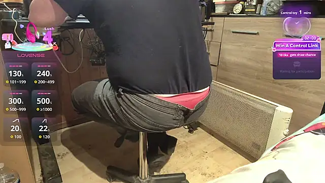 Snapshot of misteryman1956 chatting on April 2026 01:41:01 PM misteryman1956 online show from April 2026 01:41:01 PM