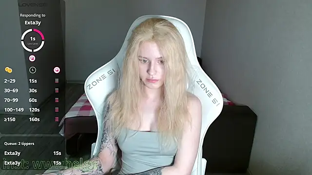 Snapshot of LizaKisses chatting on February 2026 09:39:02 AM LizaKisses online show from February 2026 09:39:02 AM