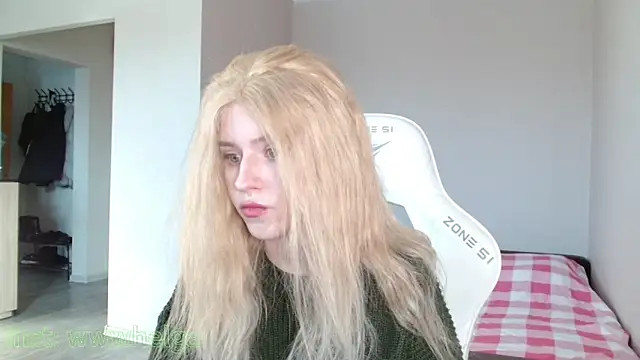 Snapshot of LizaKisses chatting on February 2026 07:48:02 AM LizaKisses online show from February 2026 07:48:02 AM