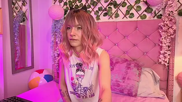 lauren evans96 online show from December 2025 03:51:02 AM