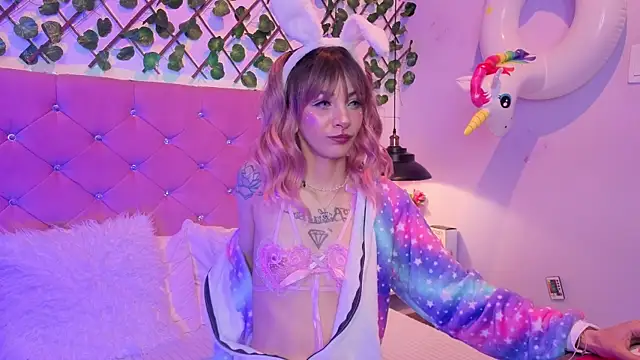 lauren evans96 online show from April 2026 03:46:02 AM