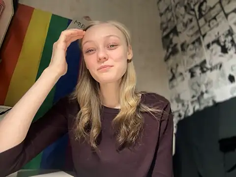 Snapshot of Midnight_Mystery chatting on December 2024 08:34:01 PM Midnight Mystery online show from December 2024 08:34:01 PM