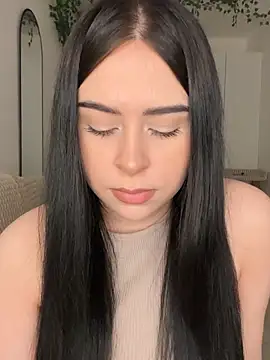  SweetCandyy online show from April 2026 07:49:01 PM