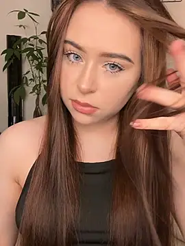  SweetCandyy online show from July 2026 07:24:02 PM