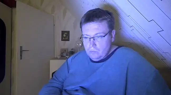 der alex38 online show from February 2025 07:30:02 PM