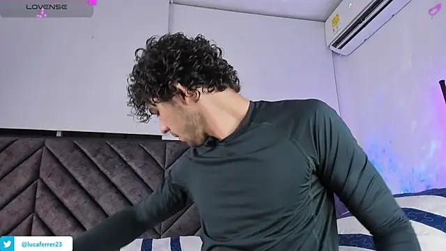 Luca ferrer  online show from February 2026 02:44:02 AM