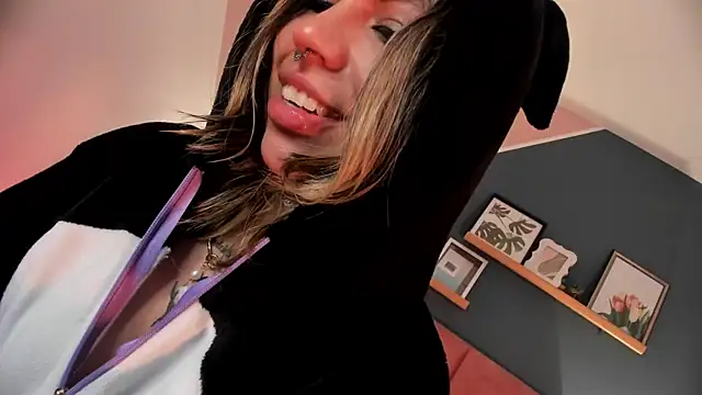 delilah fix online show from January 2026 09:10:01 PM