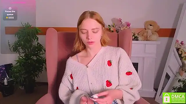 MirraBellanta online show from November 2025 10:20:02 PM