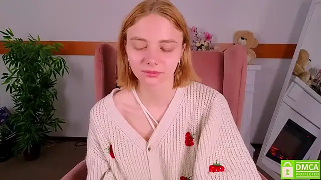 MirraBellanta online show from November 2025 10:45:01 PM