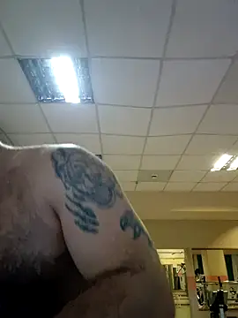 Snapshot of Crek666 chatting on January 2025 05:47:02 AM Crek666 online show from January 2025 05:47:02 AM