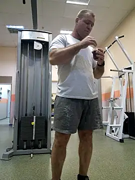 Snapshot of Crek666 chatting on January 2025 07:07:01 AM Crek666 online show from January 2025 07:07:01 AM