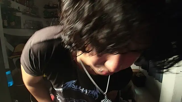 Snapshot of kairozz chatting on December 2025 07:08:02 PM kairozz online show from December 2025 07:08:02 PM