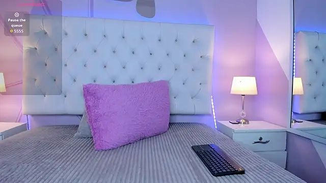 Nicol Betancur online show from December 2025 06:25:02 AM