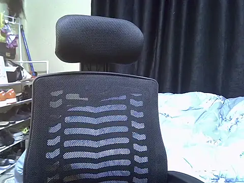 Horny-slut  online show from October 2025 12:12:02 AM