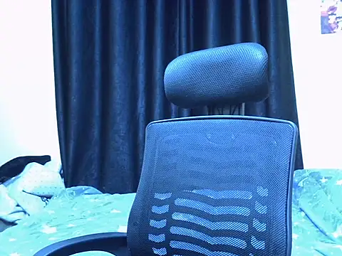 Horny-slut  online show from January 2026 04:38:01 AM