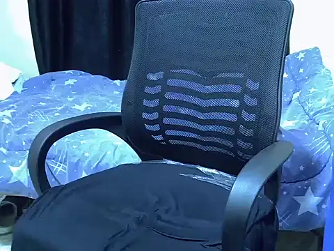 Horny-slut  online show from November 2025 01:11:01 PM