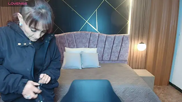 NatashaMason  online show from May 2026 07:19:01 PM