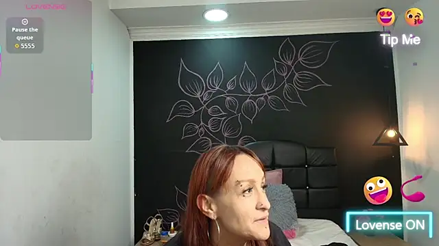 NatashaMason  online show from October 2025 11:56:01 AM