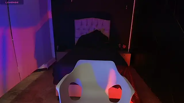 Snapshot of NatashaMason_ chatting on March 2025 11:48:01 AM NatashaMason online show from March 2025 11:48:01 AM