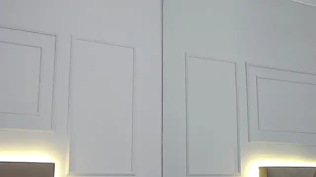 LeilaLow online show from March 2025 12:00:01 PM