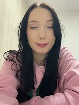 LeilaLow online show from February 2025 02:16:01 PM