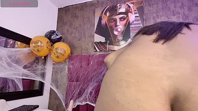 nicole  parker1 online show from October 2025 06:18:01 PM