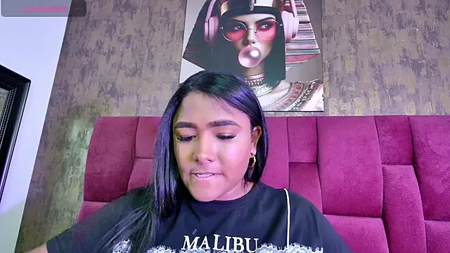 nicole  parker1 online show from November 2025 06:45:01 PM