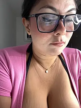 linatarens online show from October 2025 01:31:01 PM