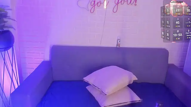 karina gomez 18 online show from September 2025 11:21:01 AM