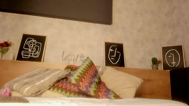 Snapshot of karina_gomez_18 chatting on March 2026 11:32:01 AM karina gomez 18 online show from March 2026 11:32:01 AM