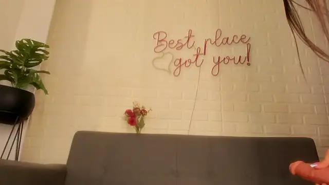 Snapshot of karina_gomez_18 chatting on February 2026 11:54:02 AM karina gomez 18 online show from February 2026 11:54:02 AM