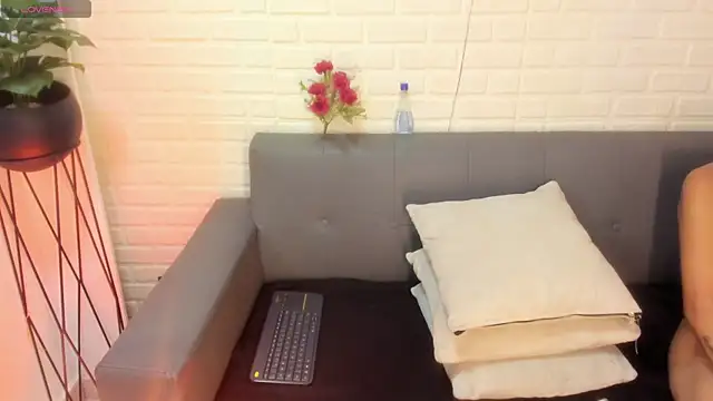 karina gomez 18 online show from September 2025 11:39:02 AM