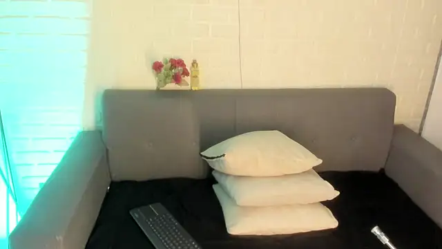 karina gomez 18 online show from November 2025 11:36:02 AM