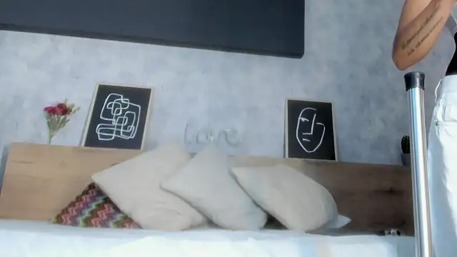 Snapshot of karina_gomez_18 chatting on February 2026 11:43:01 AM karina gomez 18 online show from February 2026 11:43:01 AM