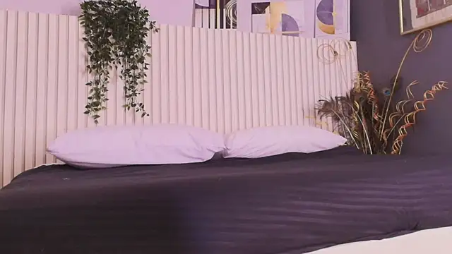 karina gomez 18 online show from June 2026 01:05:02 PM