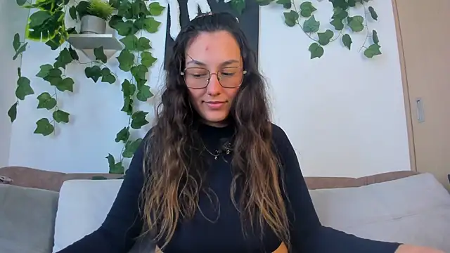 Snapshot of nataliepeterson chatting on October 2025 07:22:02 PM nataliepeterson online show from October 2025 07:22:02 PM