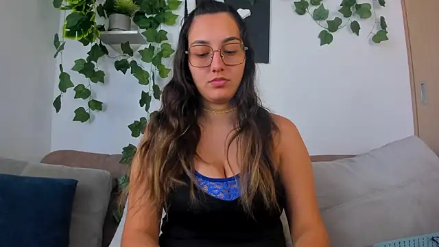 Snapshot of nataliepeterson chatting on October 2025 02:41:01 PM nataliepeterson online show from October 2025 02:41:01 PM